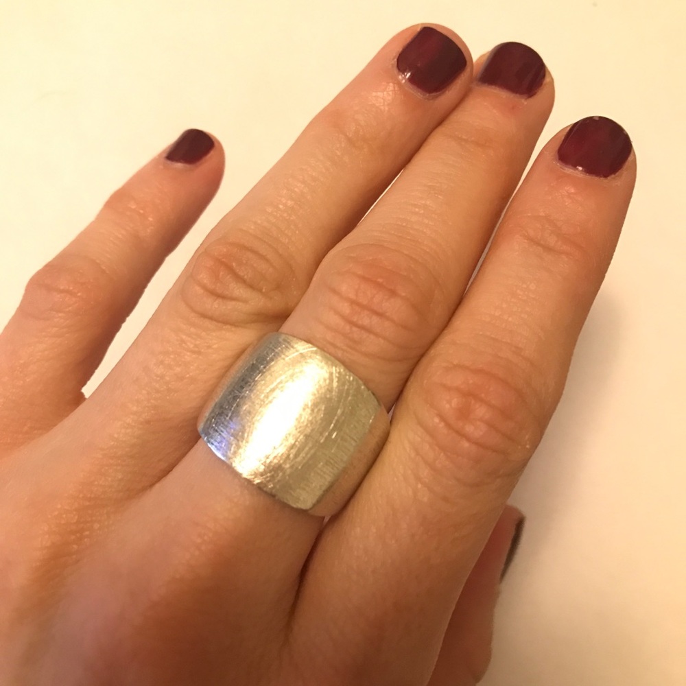 Slipada Silver Ring